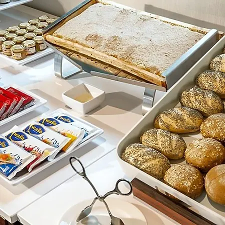 Avani Frankfurt 4* فرانكفورت